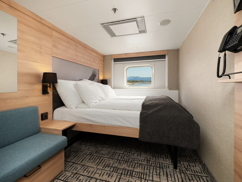 Polar Outside | Middle deck for 2 travellers